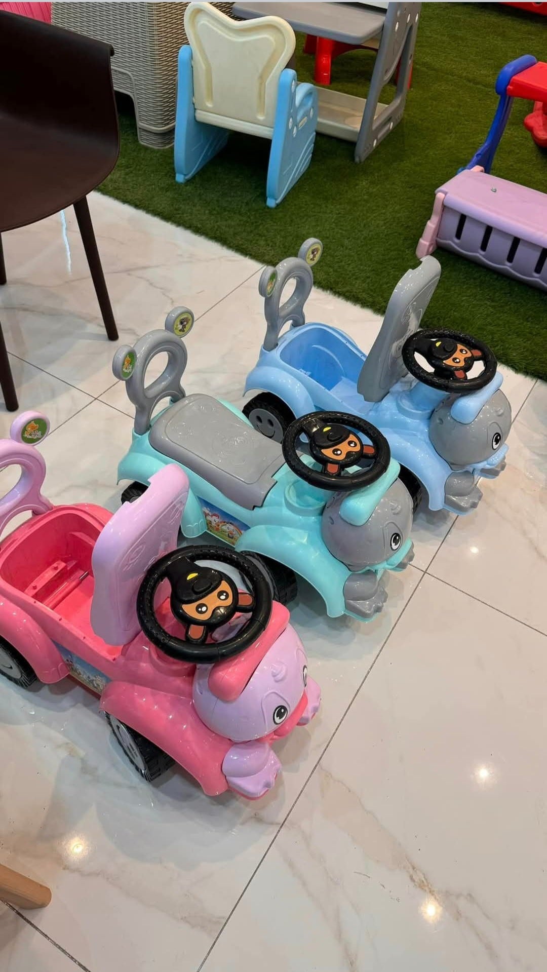 Voiture enfant  musical سيارة بوس بوس